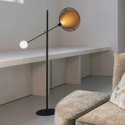Outlet Zuiver Vloerlamp Sirius 140cm, kleur Zwart/Goud