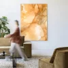Clearance Urban Cotton Wandkleed Liquid Cinnamon in maat en frame naar keuze